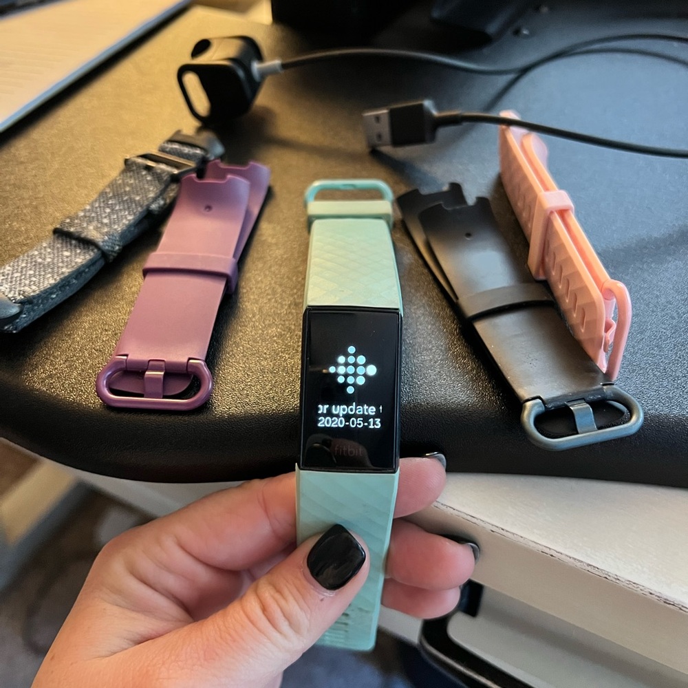 Fitbit Charge 4